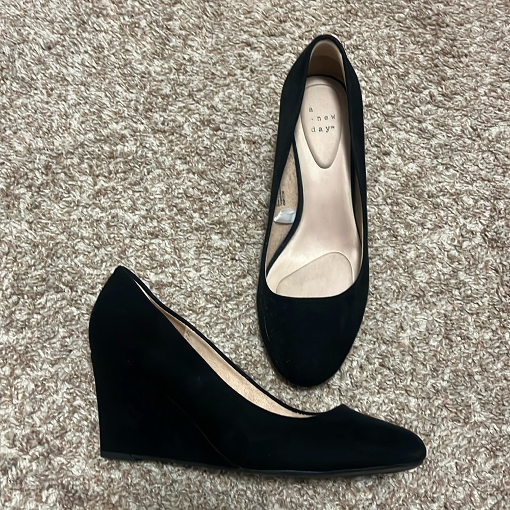 Black suede wedges